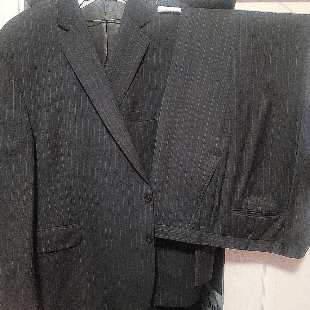 Mens Suit